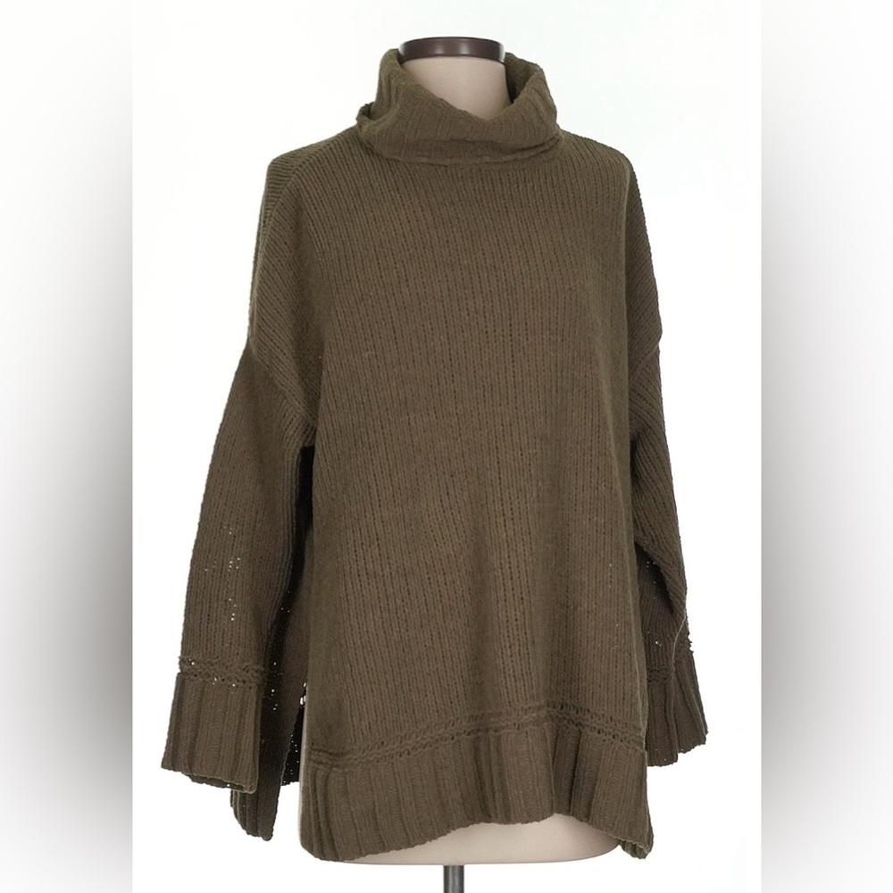 Aerie~ Women’s Turtleneck Sweater w/ Side Slits~Olive~Size S